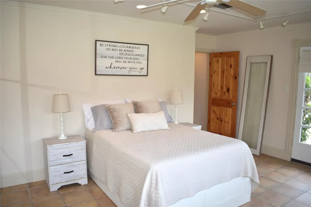 311 Oleander Drive Marble Falls TX 78654