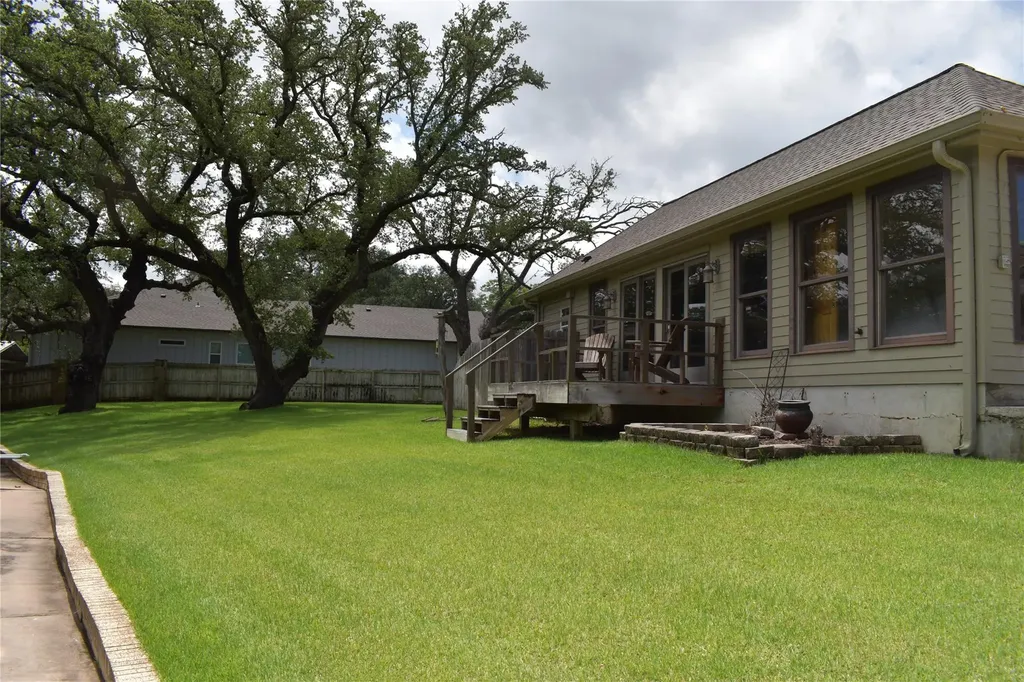 311 Oleander Drive Marble Falls TX 78654