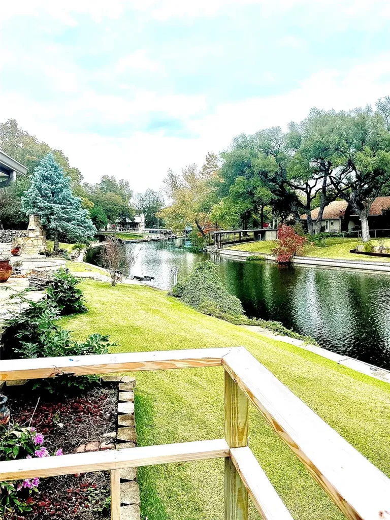 311 Oleander Drive Marble Falls TX 78654