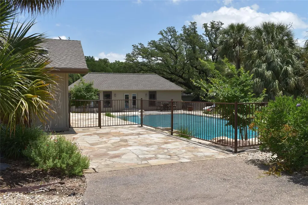 311 Oleander Drive Marble Falls TX 78654