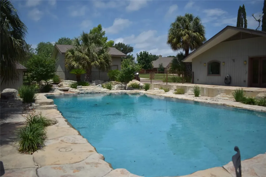 311 Oleander Drive Marble Falls TX 78654