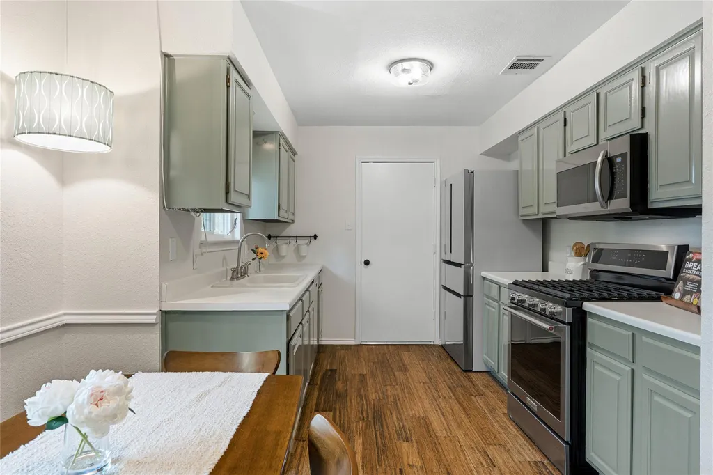 12906 Adak Cove Austin TX 78729