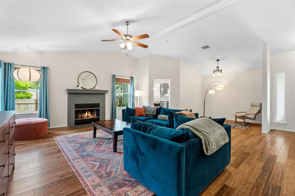 12906 Adak Cove Austin TX 78729