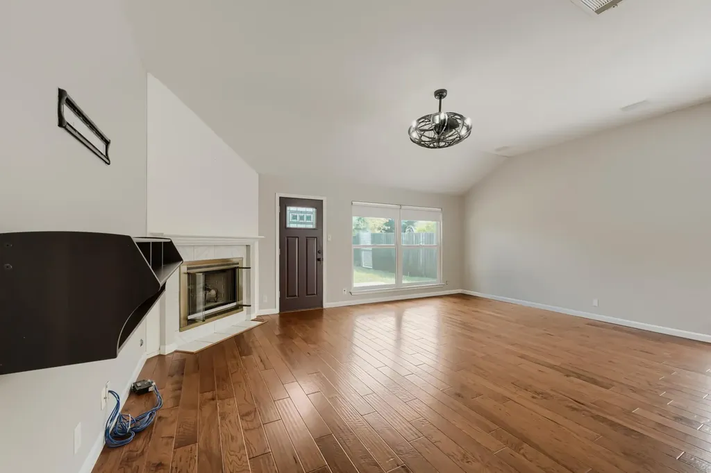 8221 Manx Drive Round Rock TX 78681