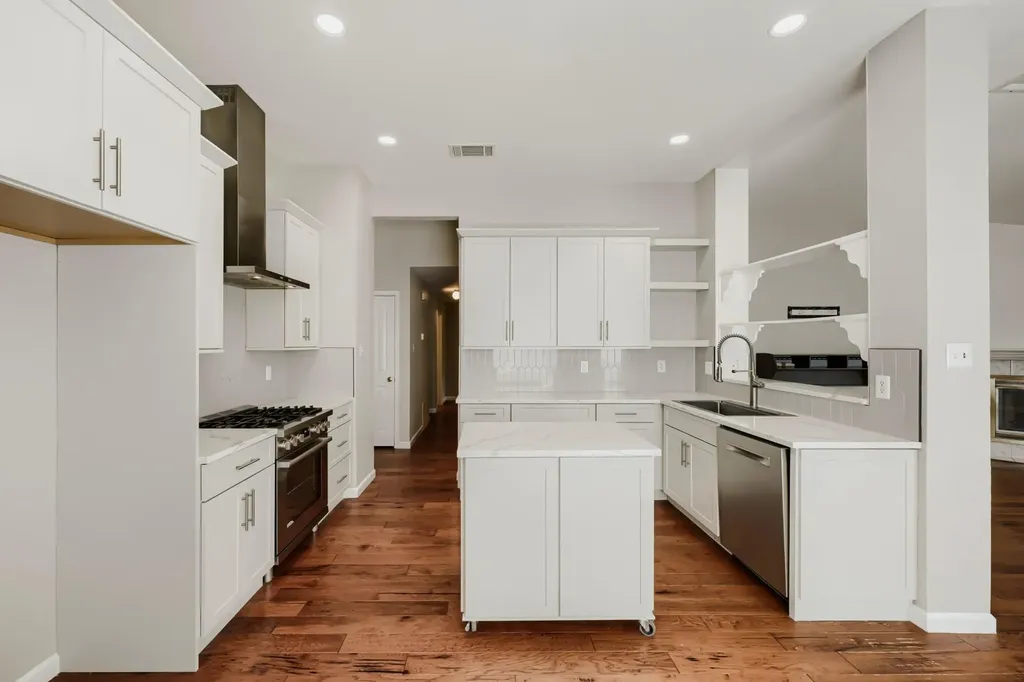8221 Manx Drive Round Rock TX 78681