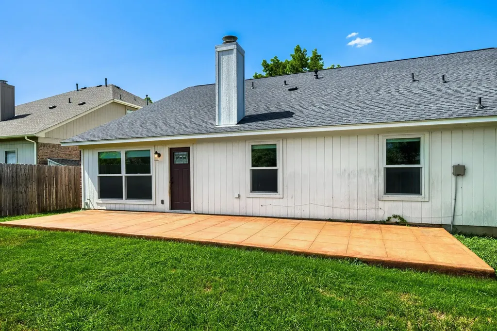 8221 Manx Drive Round Rock TX 78681