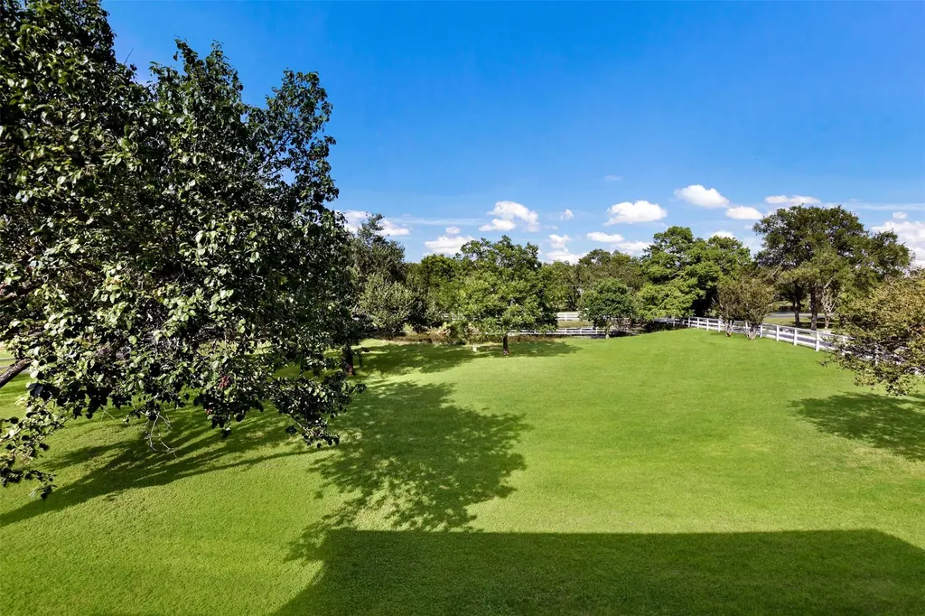2204 Walsh Drive Round Rock TX 78681