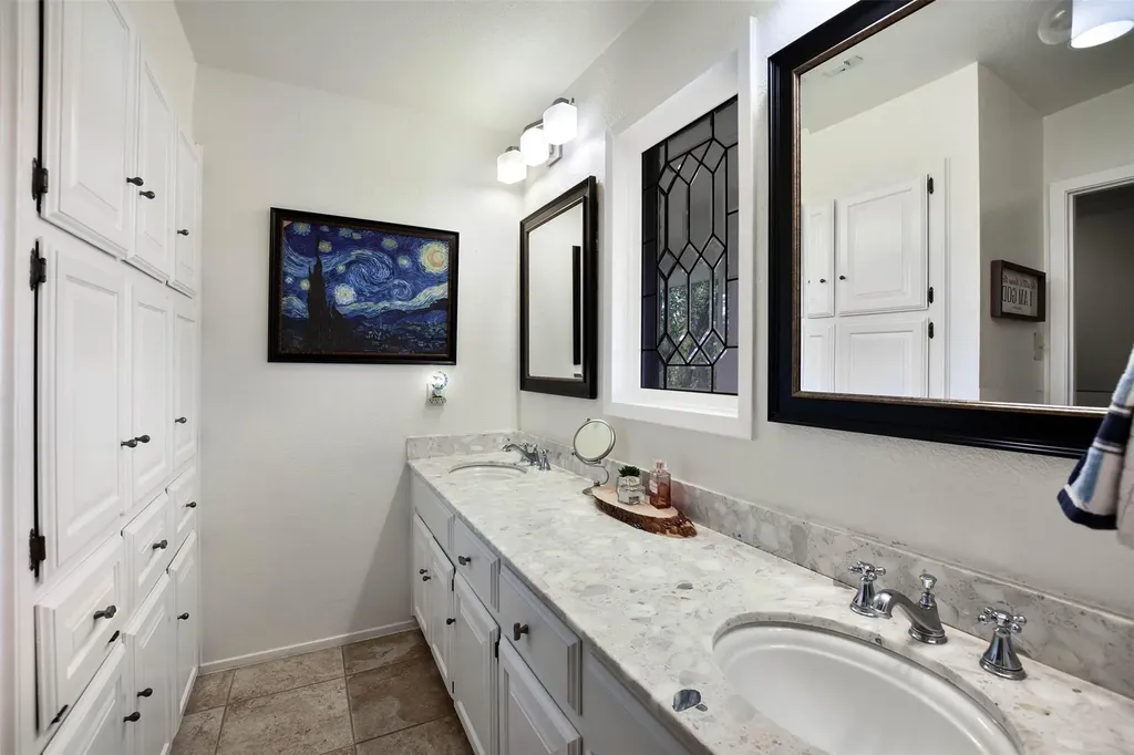 2204 Walsh Drive Round Rock TX 78681