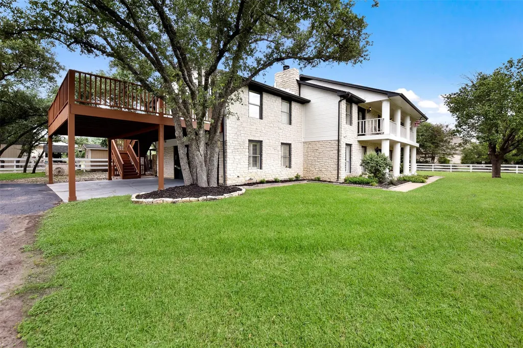 2204 Walsh Drive Round Rock TX 78681