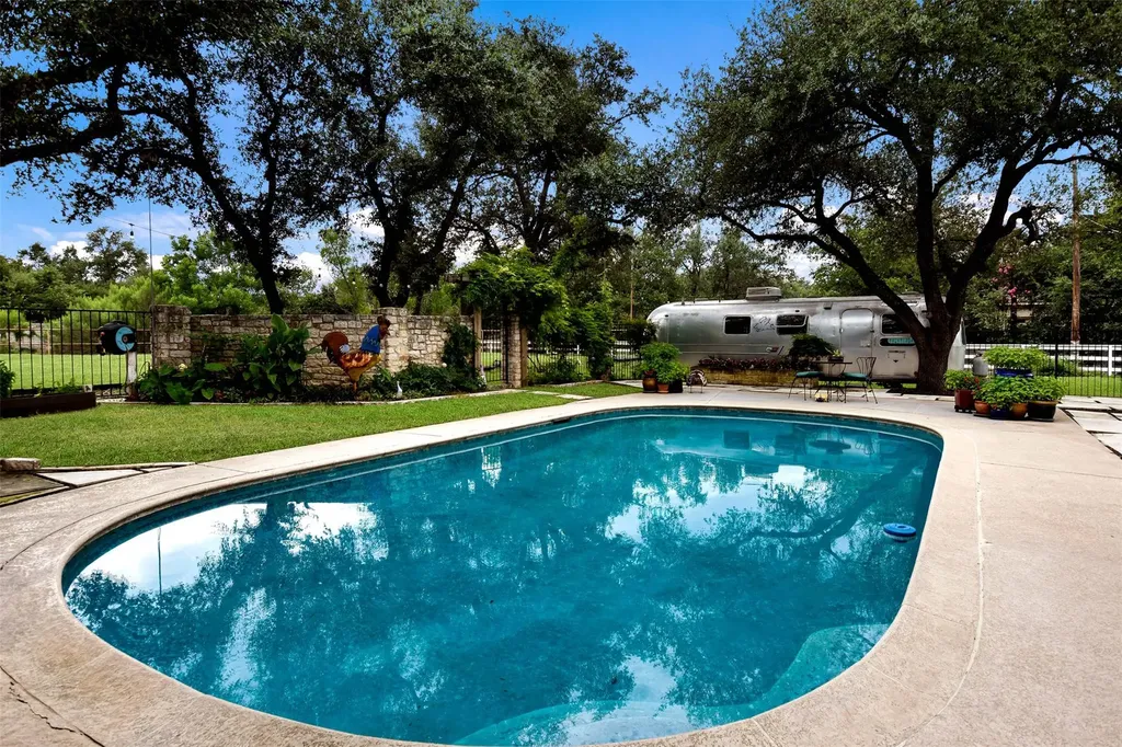 2204 Walsh Drive Round Rock TX 78681