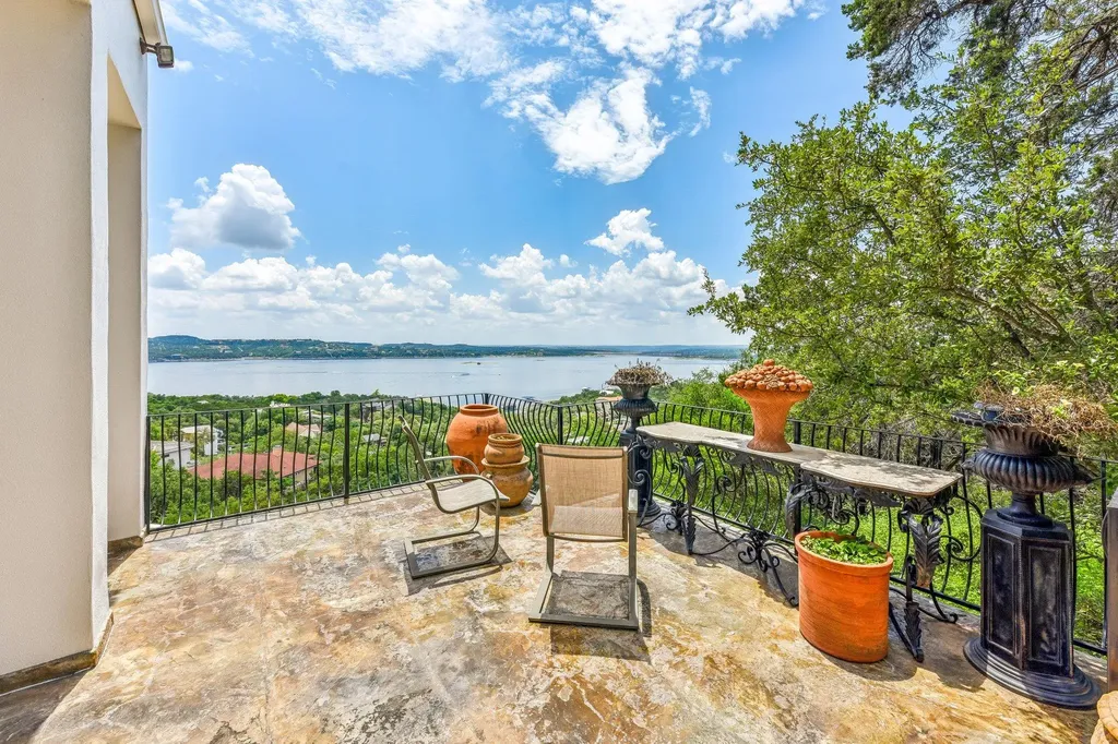 14004 Skyline Drive Austin TX 78732