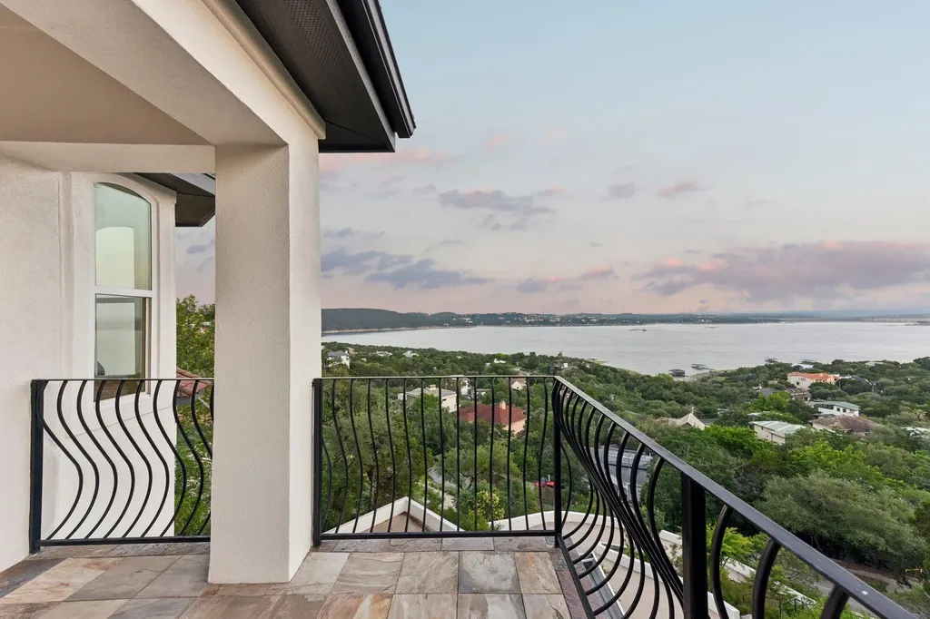 14004 Skyline Drive Austin TX 78732