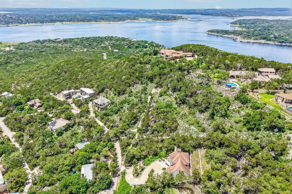 14004 Skyline Drive Austin TX 78732