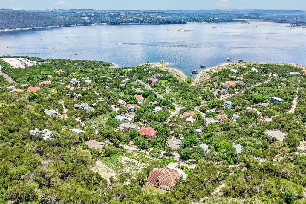 14004 Skyline Drive Austin TX 78732