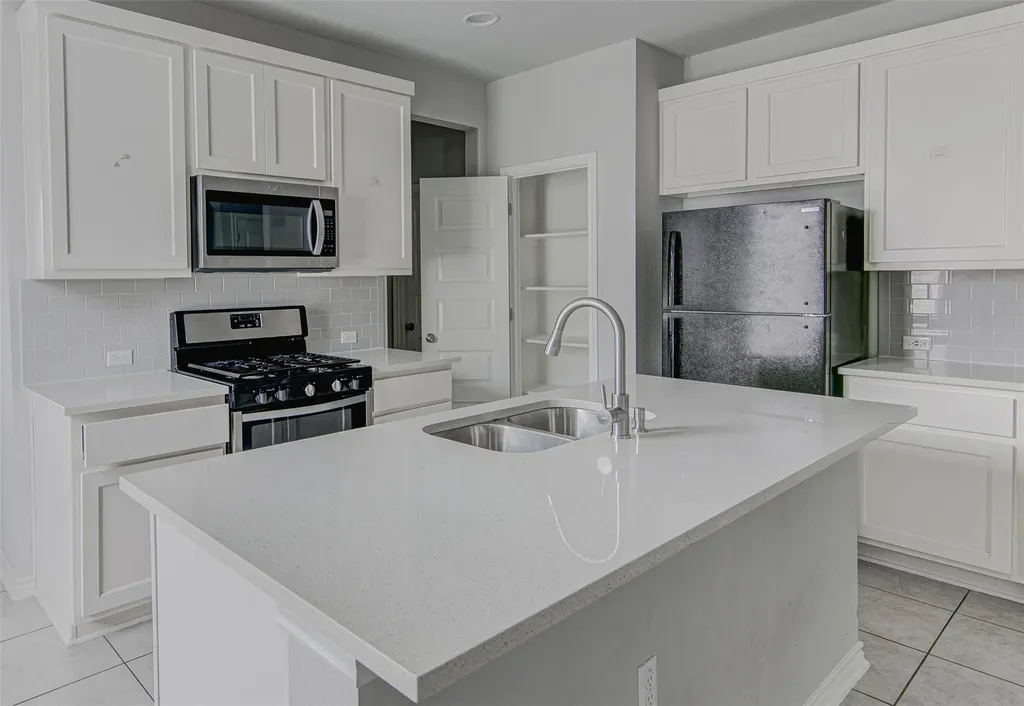 1311 Hazelton Cove Austin TX 78753