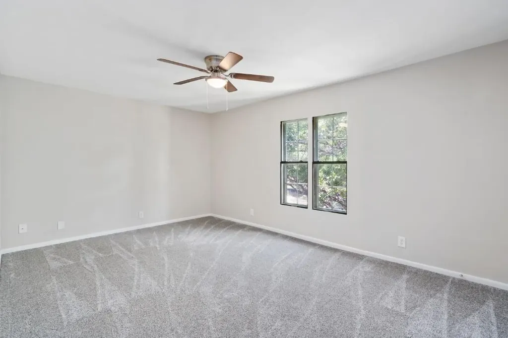 1813 Woodland Avenue Austin TX 78741