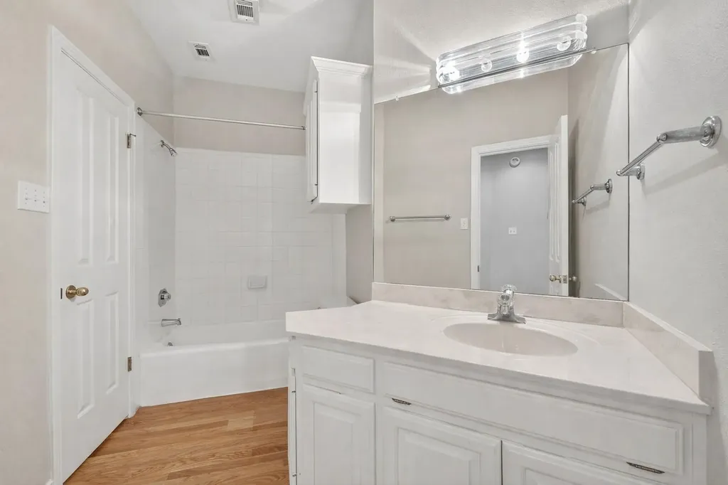 6616 Candle Ridge Cove Austin TX 78731