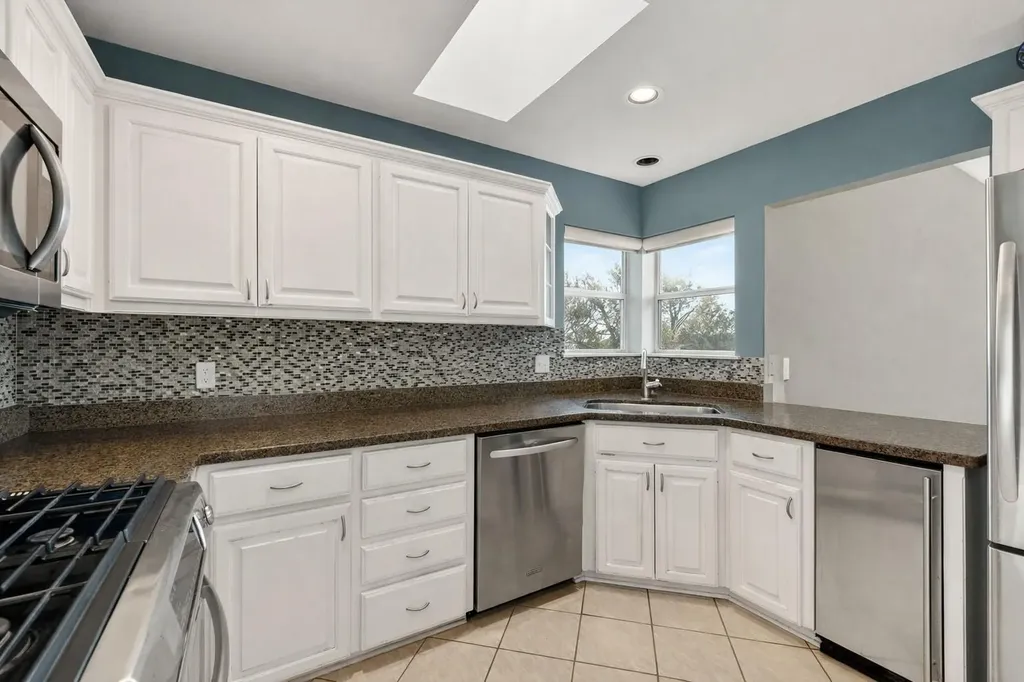 6616 Candle Ridge Cove Austin TX 78731