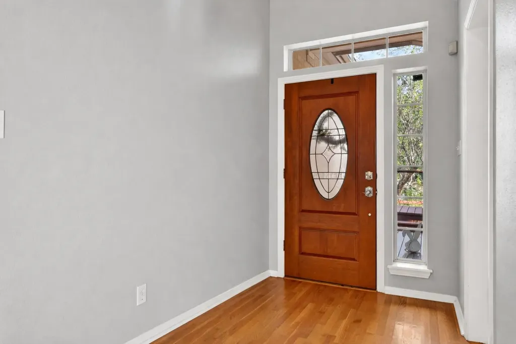 6616 Candle Ridge Cove Austin TX 78731