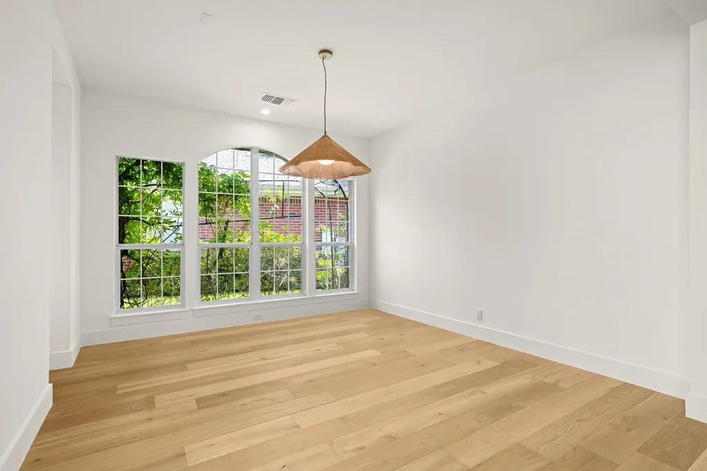 2504 Sonoma Cove Austin TX 78738