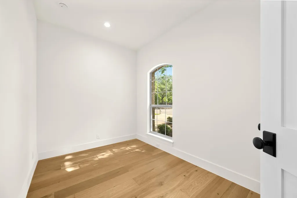2504 Sonoma Cove Austin TX 78738