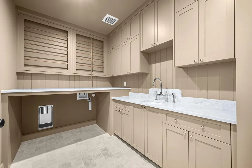 2504 Sonoma Cove Austin TX 78738