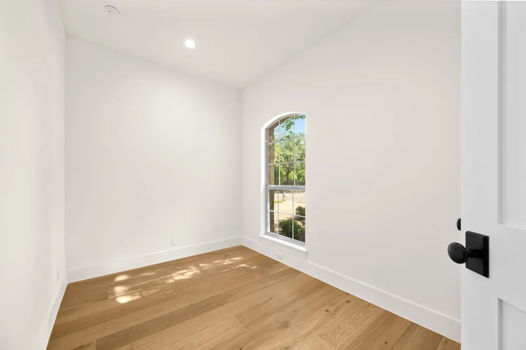 2504 Sonoma Cove Austin TX 78738