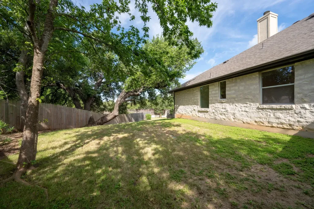 2504 Sonoma Cove Austin TX 78738