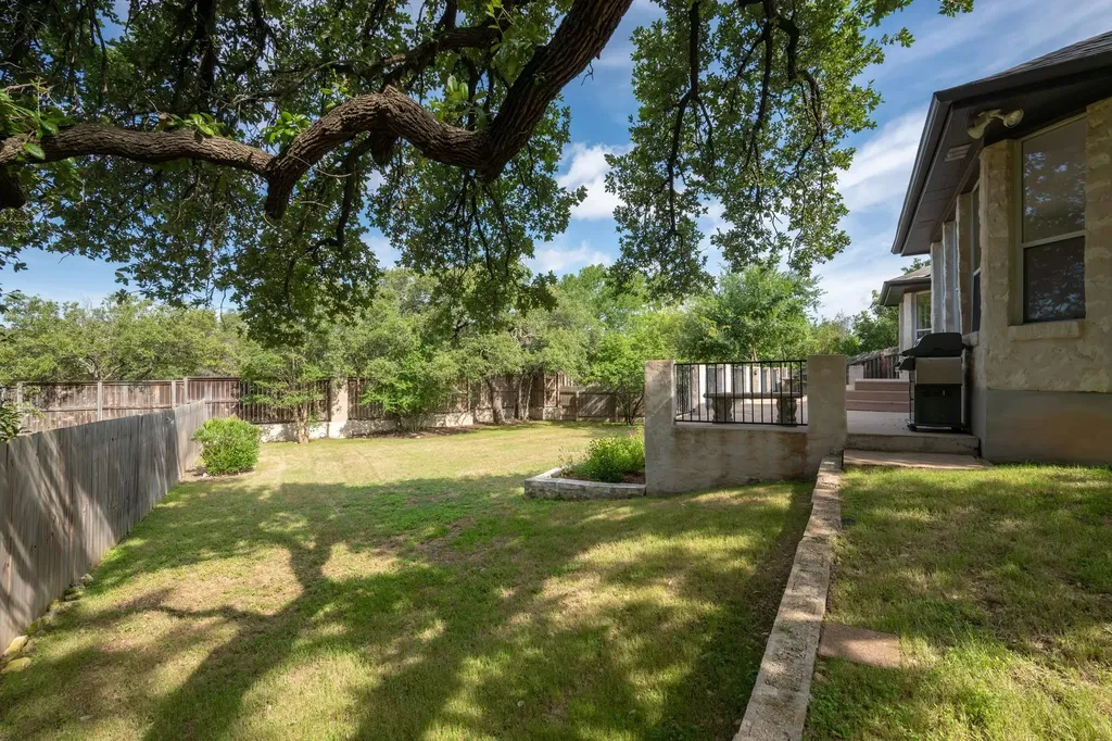 2504 Sonoma Cove Austin TX 78738