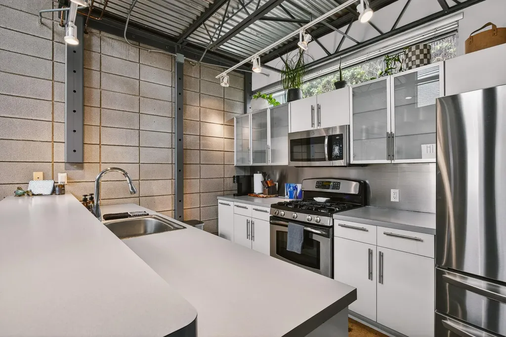 4801 S Congress Avenue Austin TX 78745