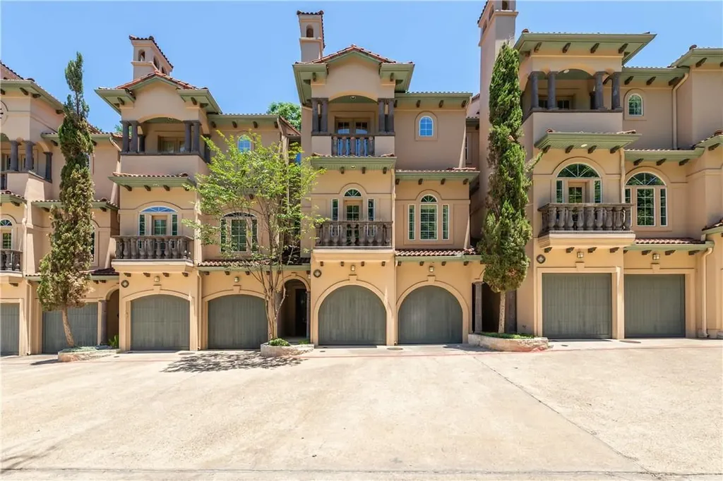 1529 Barton Springs Road Austin TX 78704