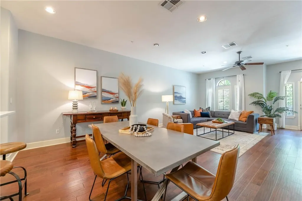1529 Barton Springs Road Austin TX 78704