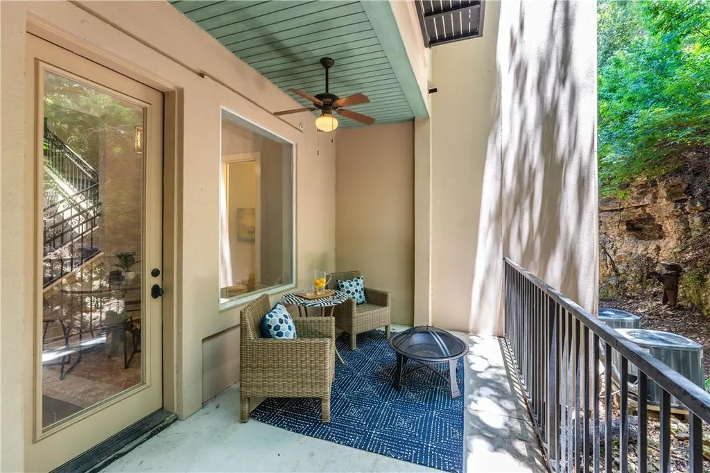 1529 Barton Springs Road Austin TX 78704