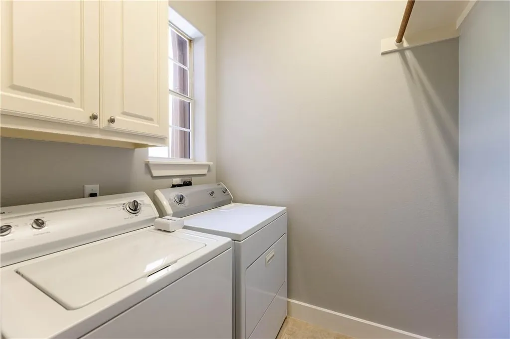 1529 Barton Springs Road Austin TX 78704