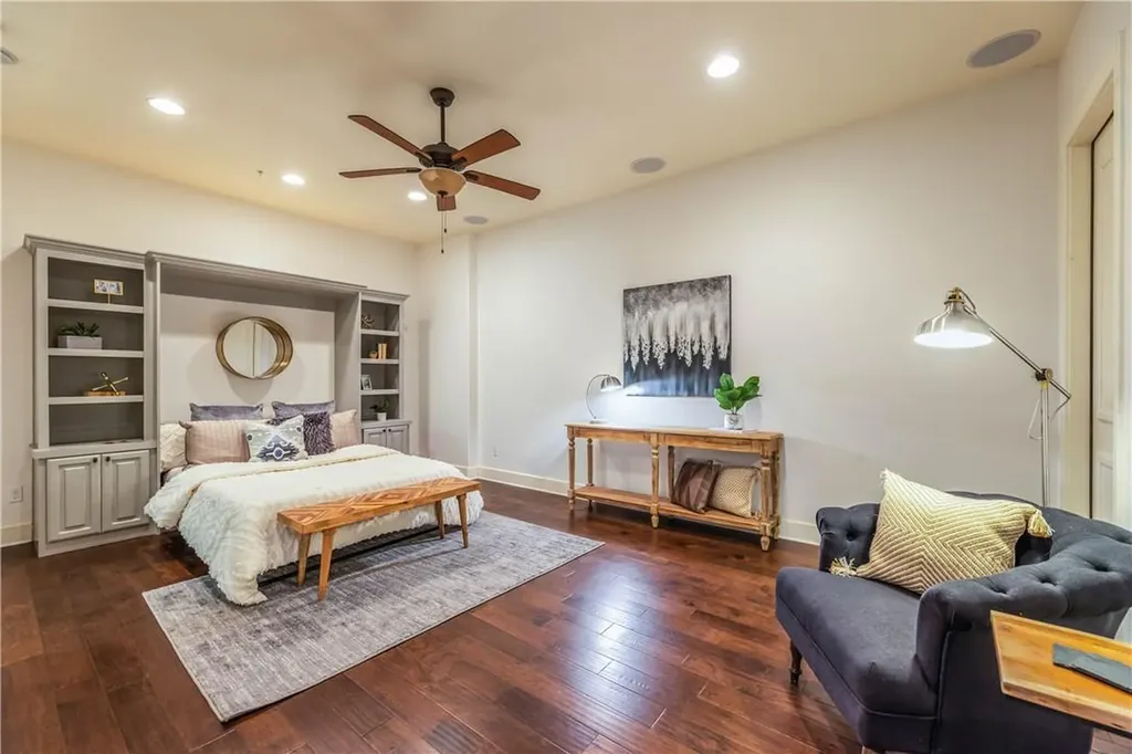 1529 Barton Springs Road Austin TX 78704