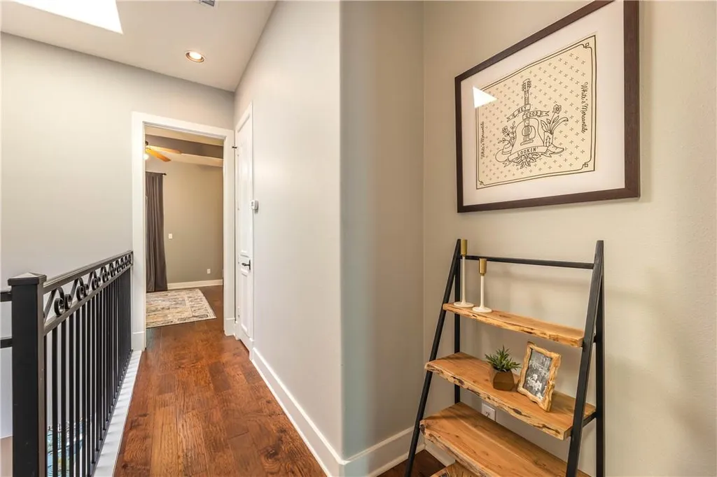 1529 Barton Springs Road Austin TX 78704