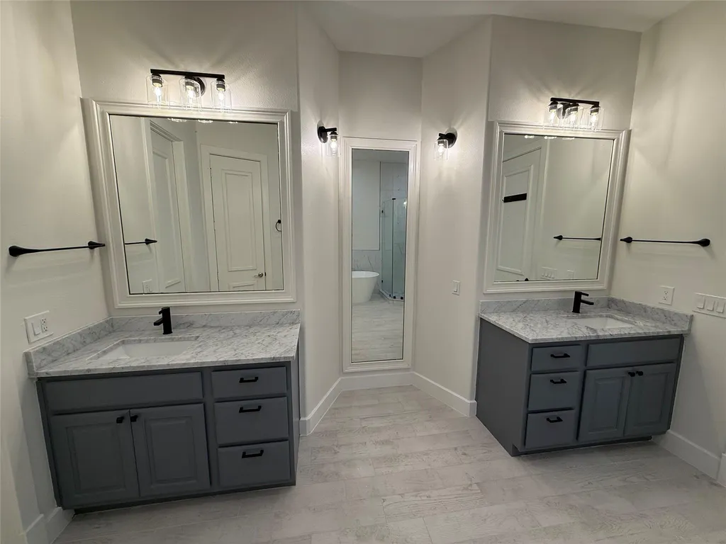 1529 Barton Springs Road Austin TX 78704
