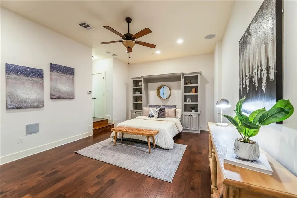 1529 Barton Springs Road Austin TX 78704