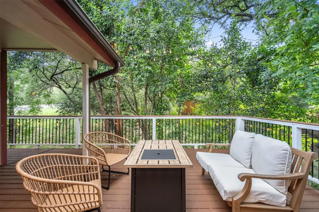 7501 Lakewood Drive Austin TX 78750