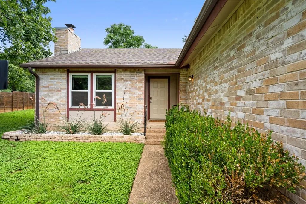 7501 Lakewood Drive Austin TX 78750