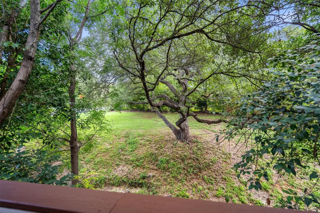 7501 Lakewood Drive Austin TX 78750