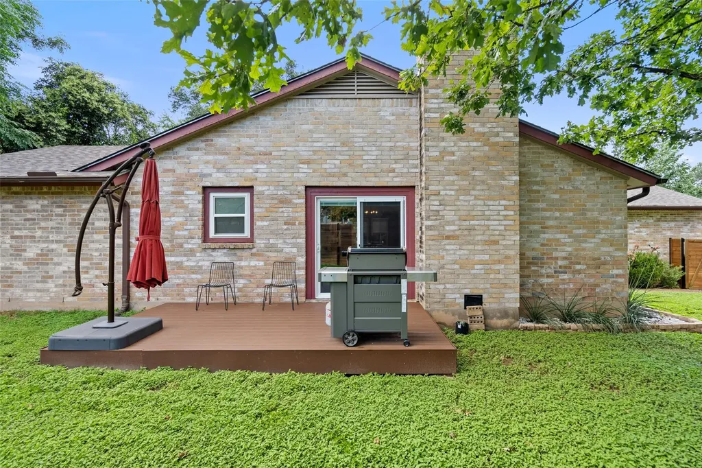 7501 Lakewood Drive Austin TX 78750