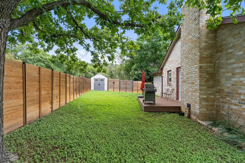 7501 Lakewood Drive Austin TX 78750