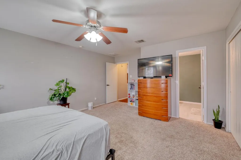 4302 Kings Canyon Drive Taylor TX 76574