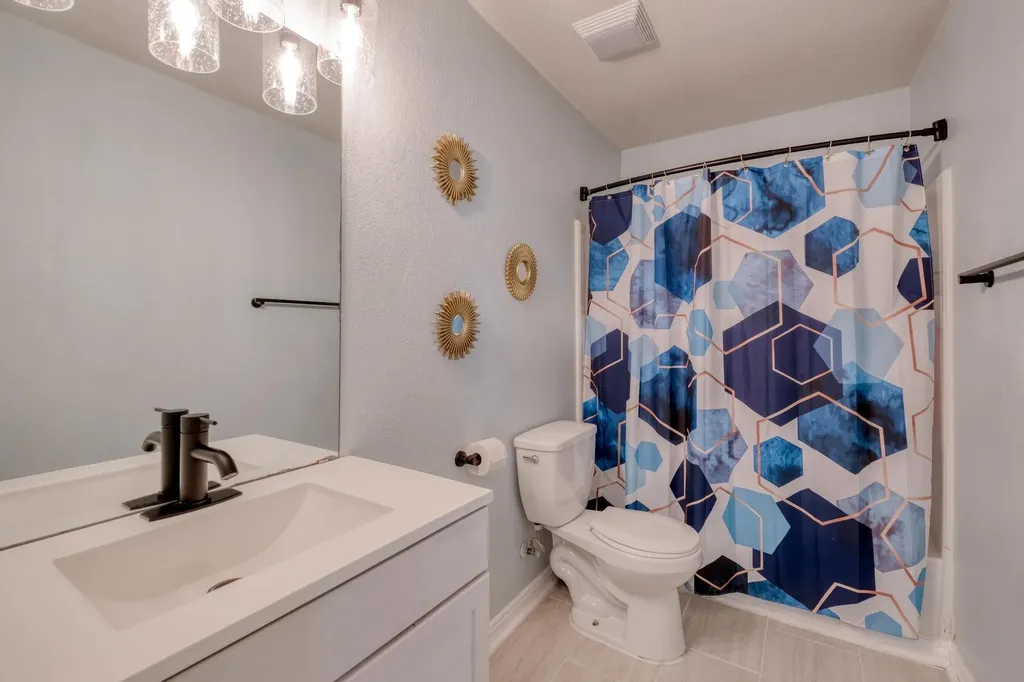 4302 Kings Canyon Drive Taylor TX 76574
