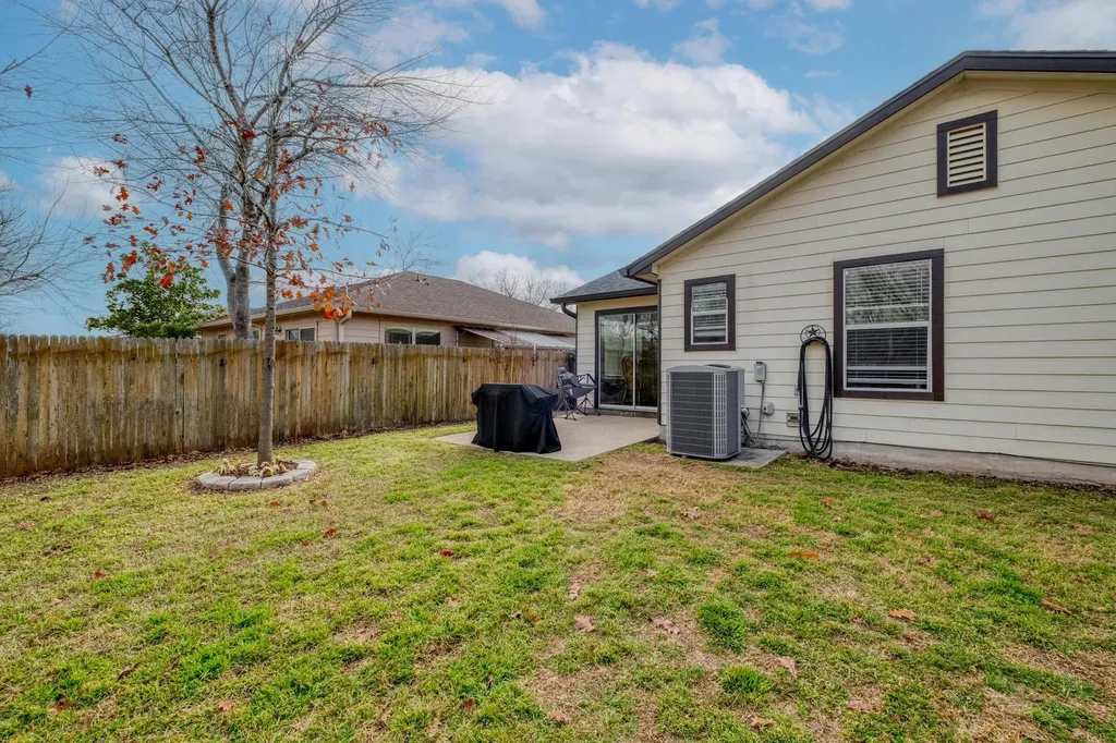 4302 Kings Canyon Drive Taylor TX 76574