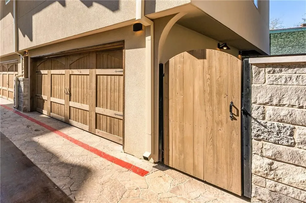 2300 Enfield Road Austin TX 78703
