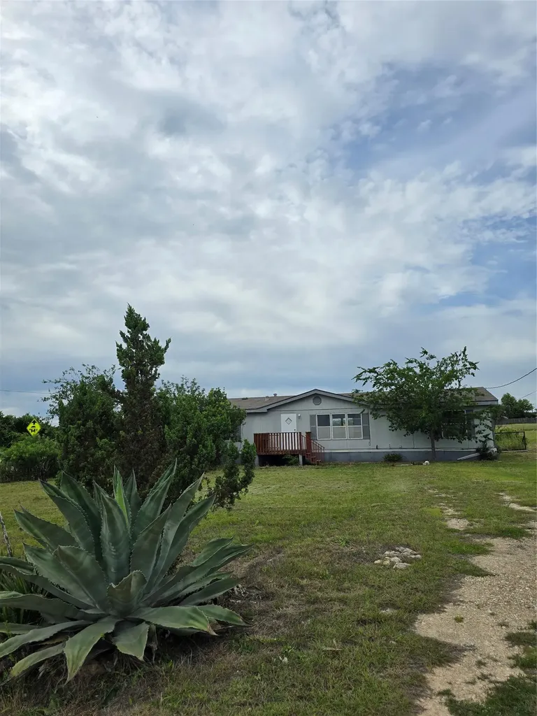 101 Crestview Drive Liberty Hill TX 78642