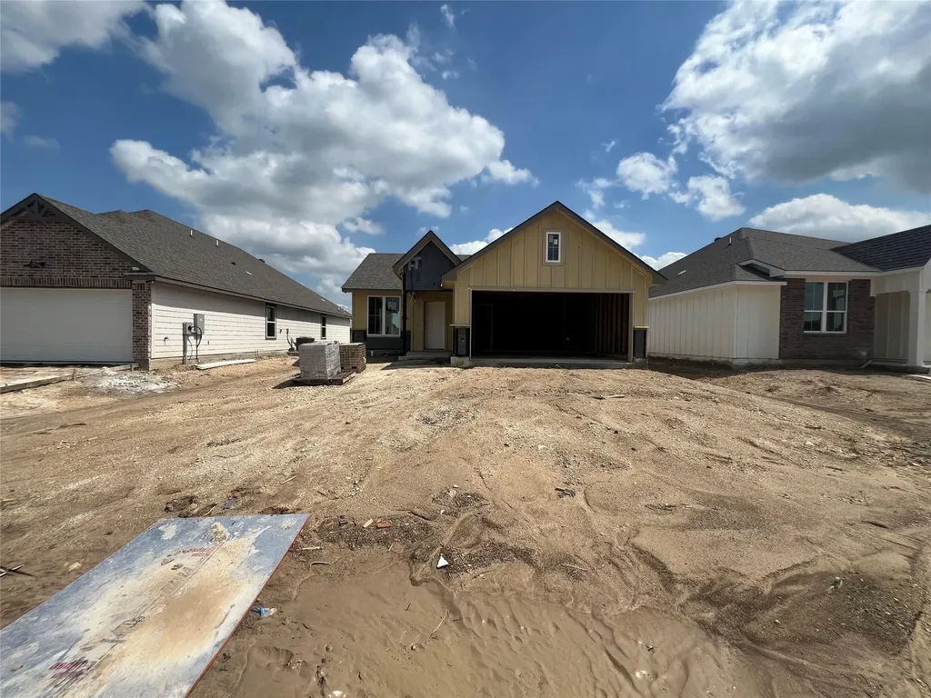 251 Gus Loop Georgetown TX 78626