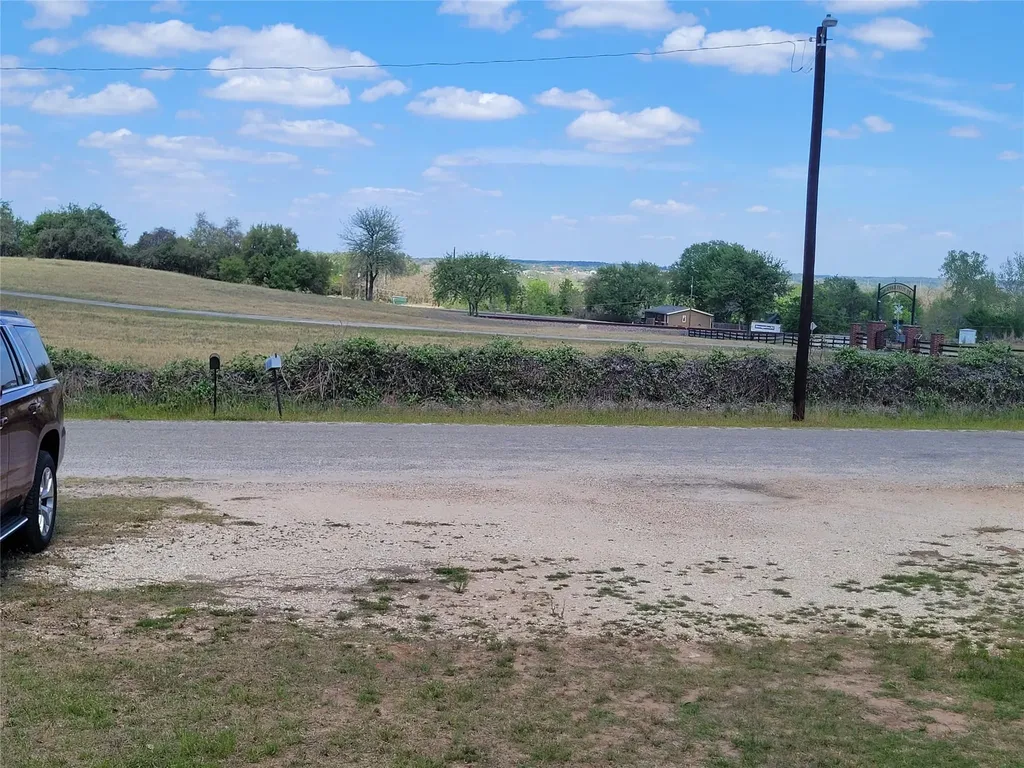 205 2nd Avenue Smithville TX 78957